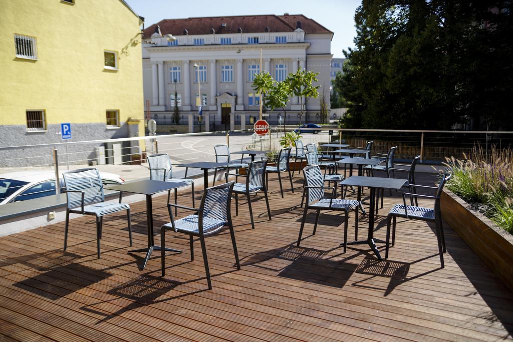 Penzión v Inom Svete Žilina Exterior foto